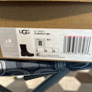 Ugg droplet boot